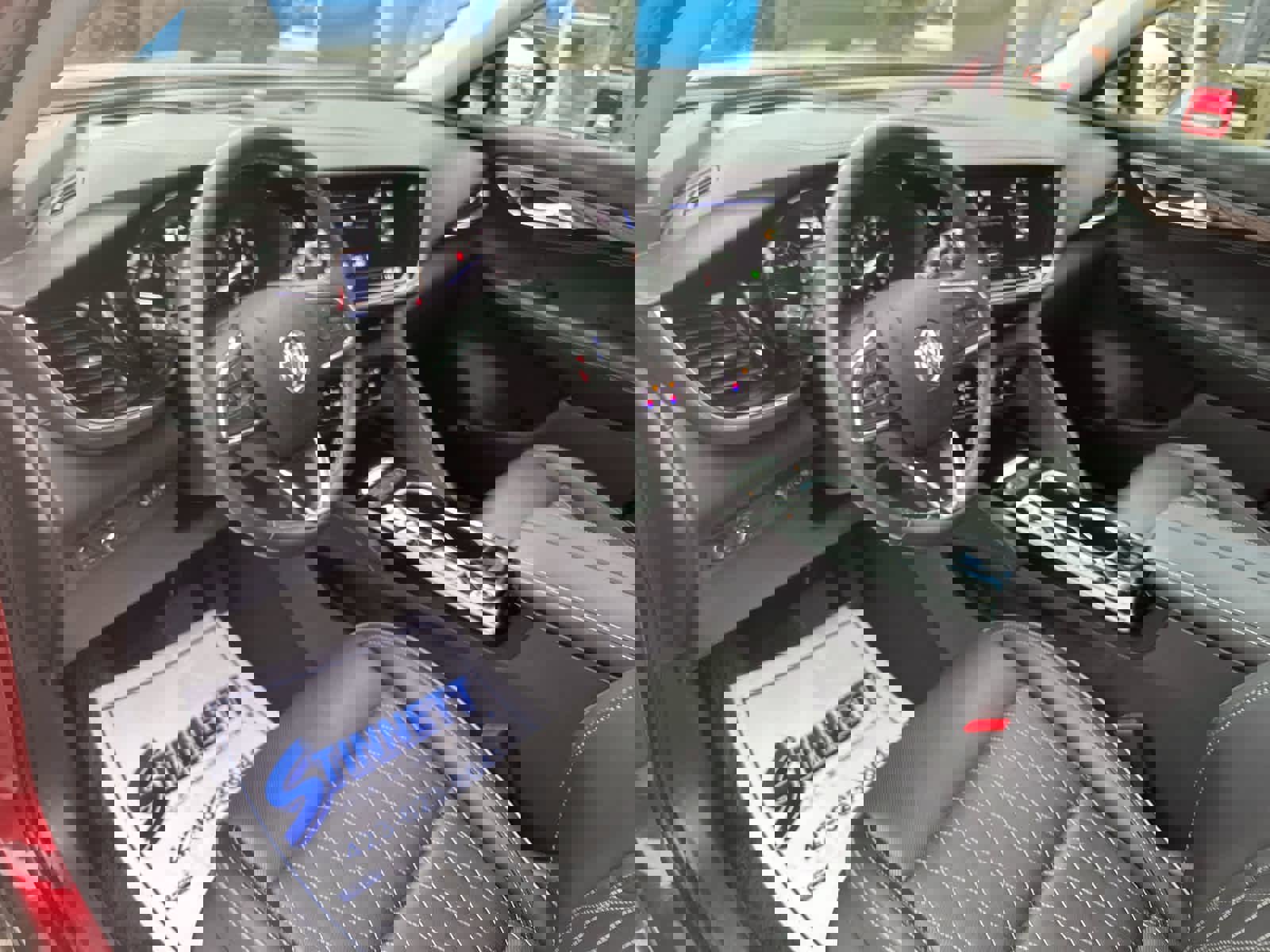 Used 2023 Buick Envision Avenir image 14