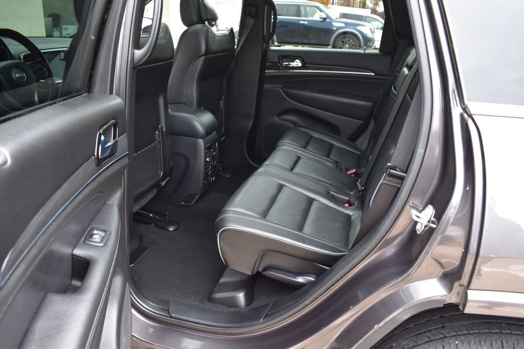 Used 2020 Jeep Grand Cherokee Overland RWD image 20