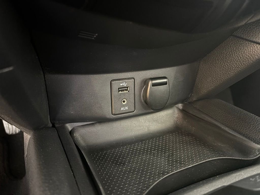 Used 2016 Nissan Rogue S FWD image 26