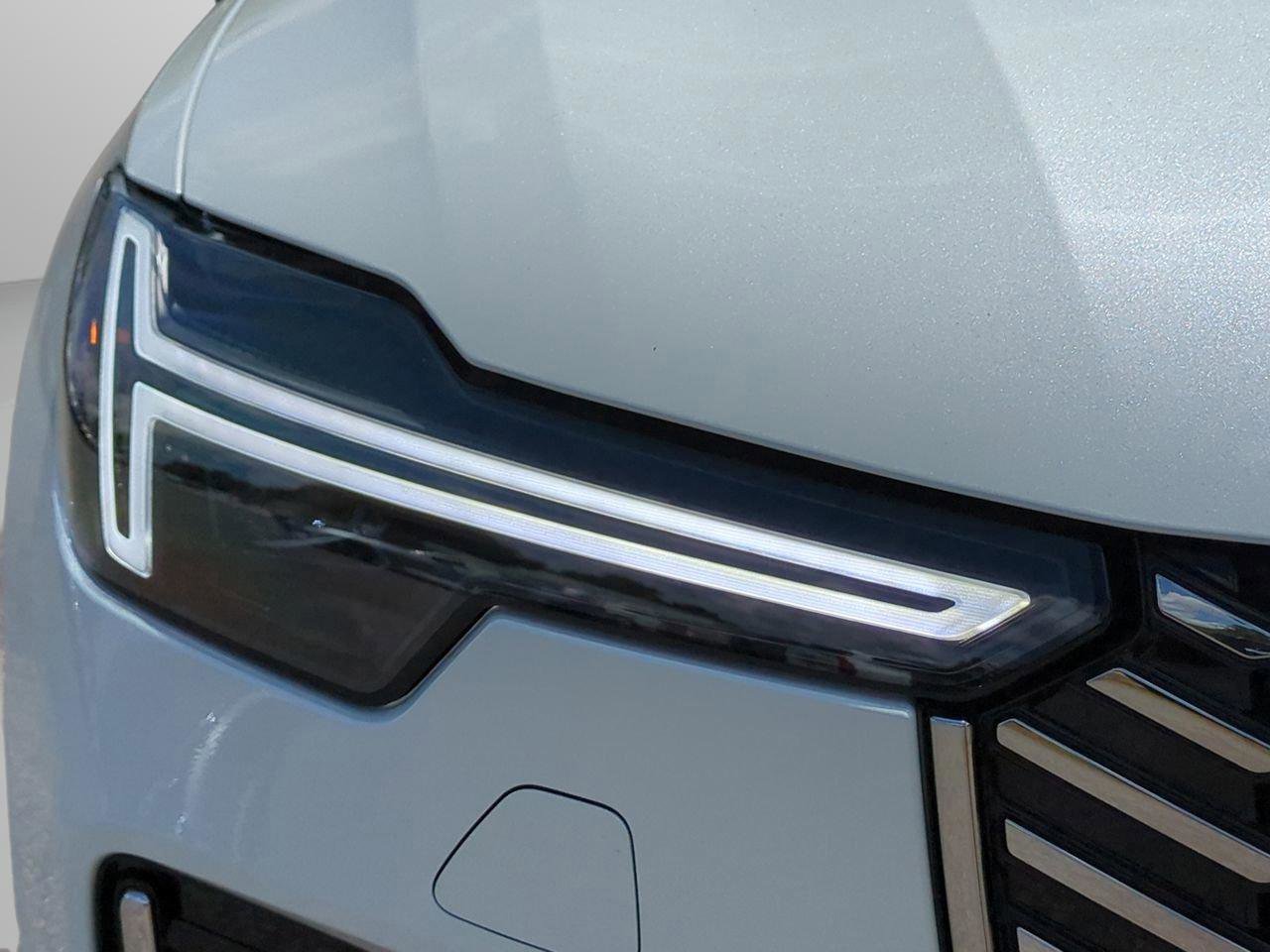 New 2025 Volvo XC90 B6 Ultra w/ Lounge Package image 10