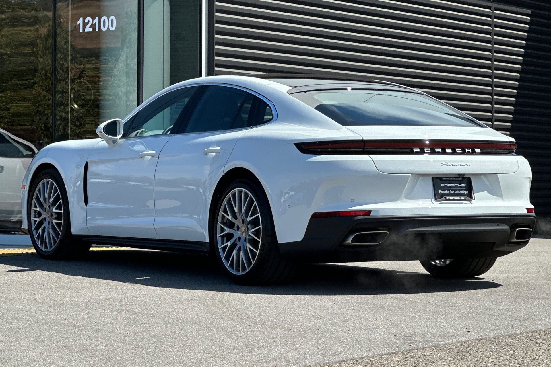 New 2025 Porsche Panamera image 3