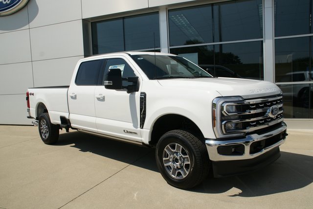 New 2026 Ford F250 Lariat image 2