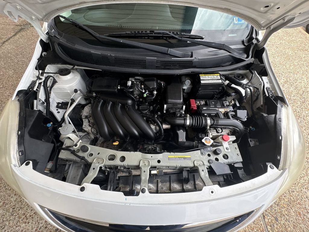 Used 2013 Nissan Versa FWD image 28