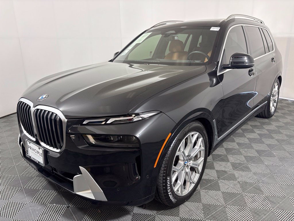 Certified 2023 BMW X7 xDrive40i w/ Executive Package AWD/4WD image 2