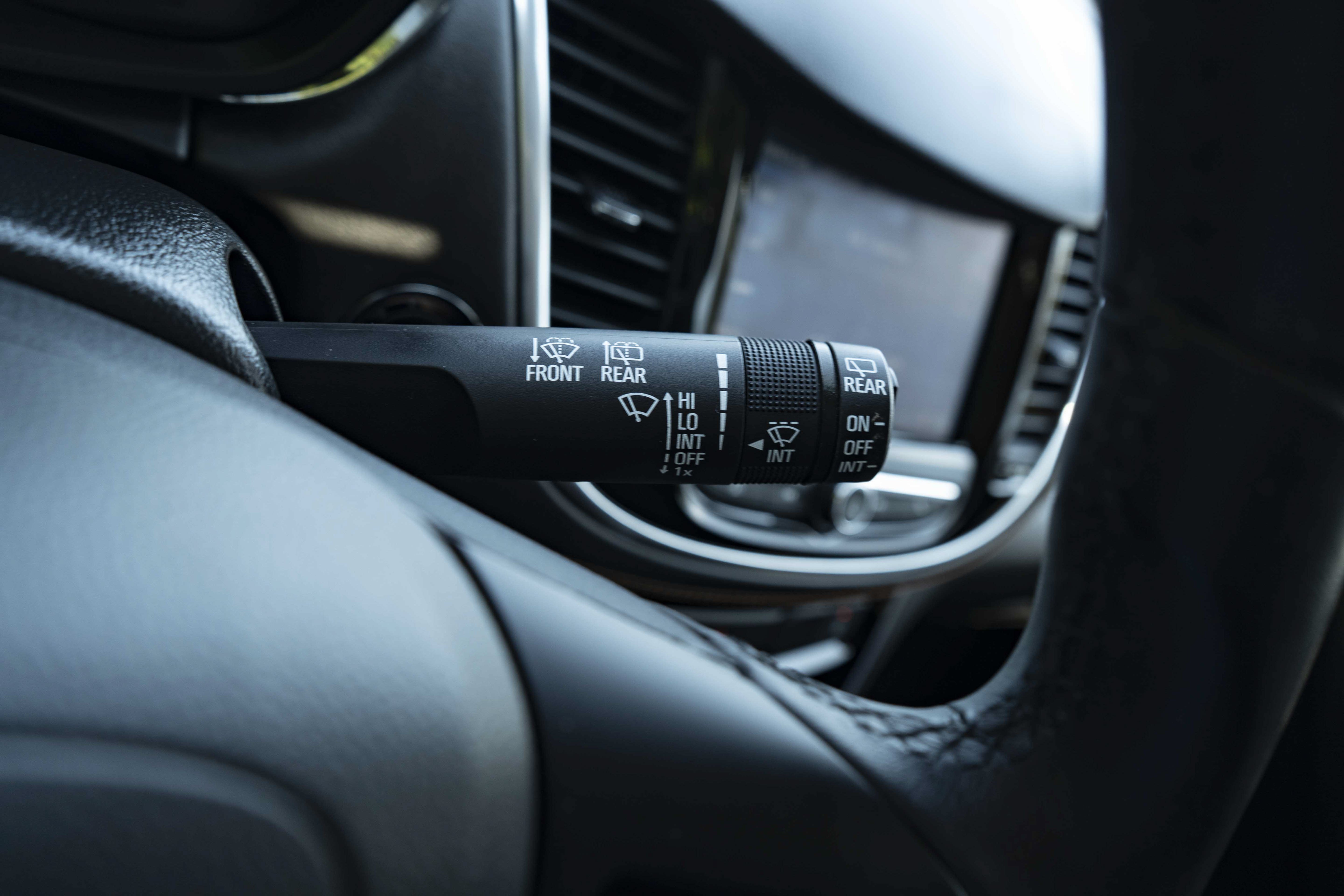 Used 2020 Chevrolet Trax Premier FWD image 23