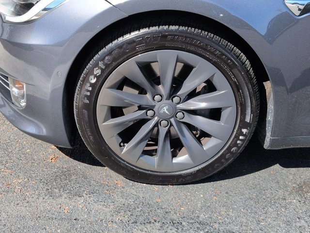 Used 2018 Tesla Model S 100D image 28