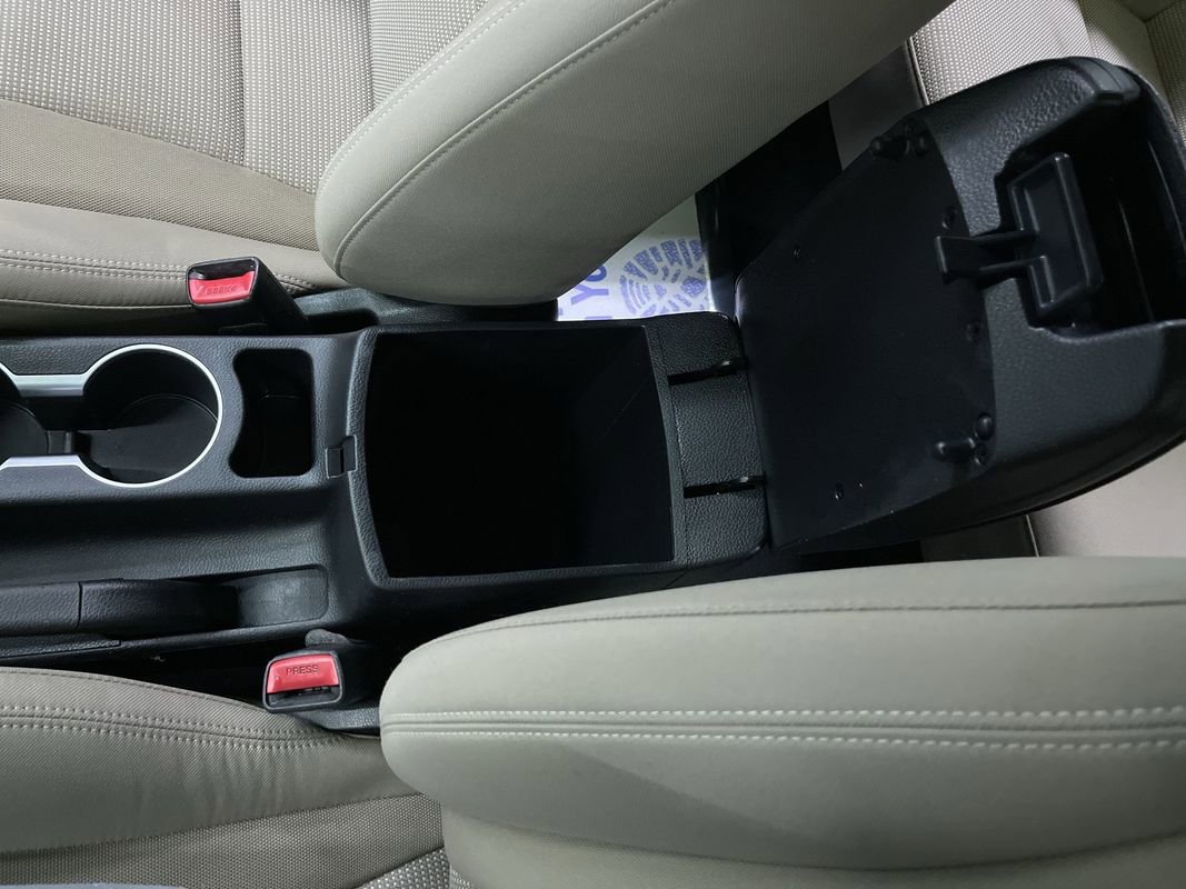 Used 2016 Hyundai Elantra GT image 11