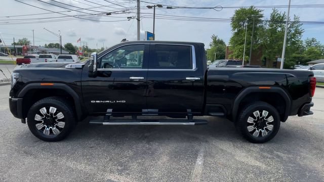 Certified 2024 GMC Sierra 2500 Denali w/ Denali Reserve Package AWD/4WD image 7