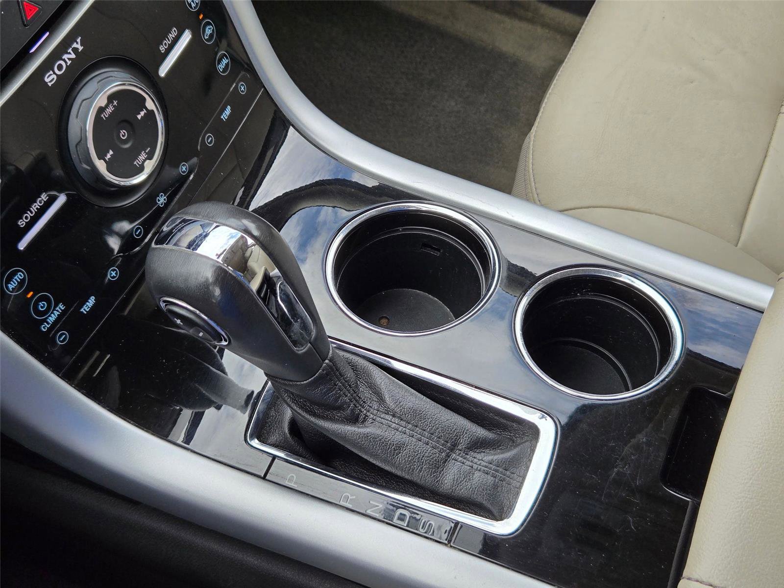 Used 2013 Ford Edge Limited FWD image 21