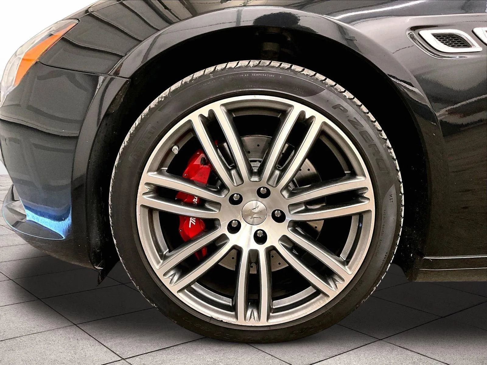 Used 2018 Maserati Quattroporte S Q4 AWD/4WD image 8
