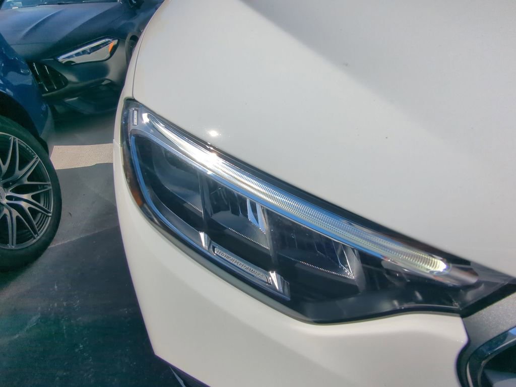 Certified 2025 Mercedes-Benz GLC 350e 4MATIC image 23