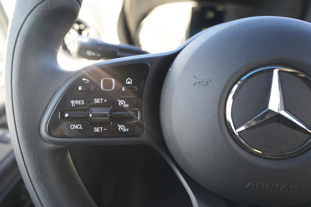 Used 2024 Mercedes-Benz Sprinter 2500 image 17