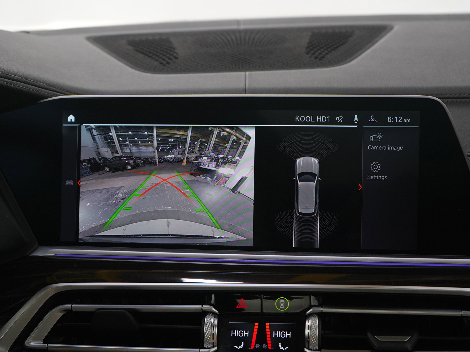 Used 2020 BMW X5 xDrive40i w/ Premium Package image 18