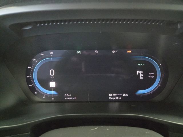 Used 2023 Volvo XC40 Recharge Ultimate image 19