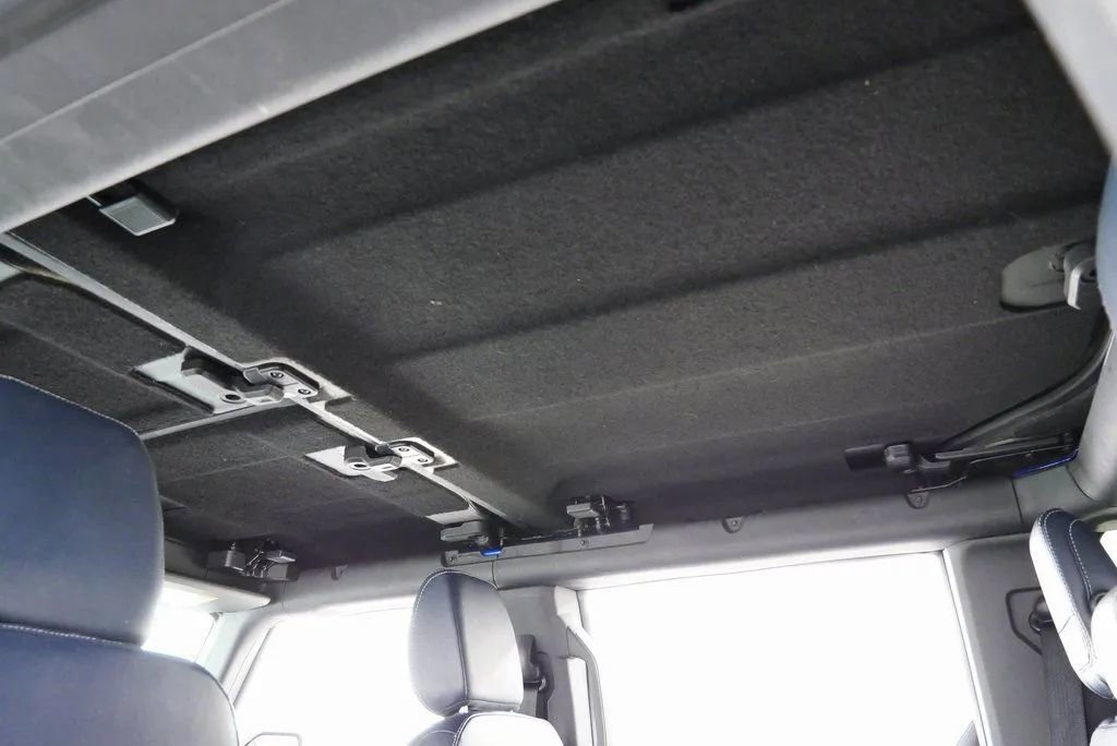 Used 2021 Ford Bronco First Edition AWD/4WD image 36