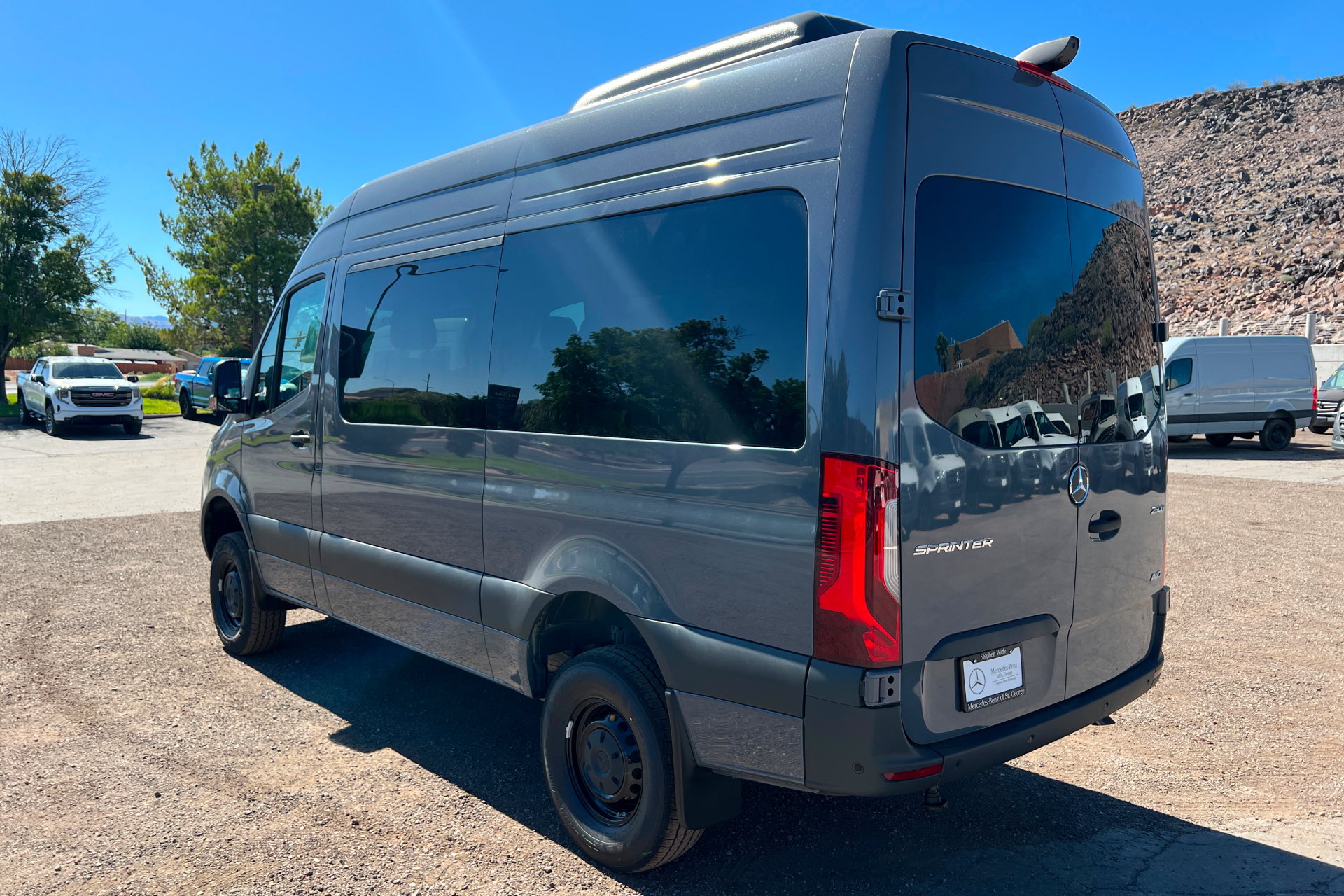 New 2026 Mercedes-Benz Sprinter 2500 image 3