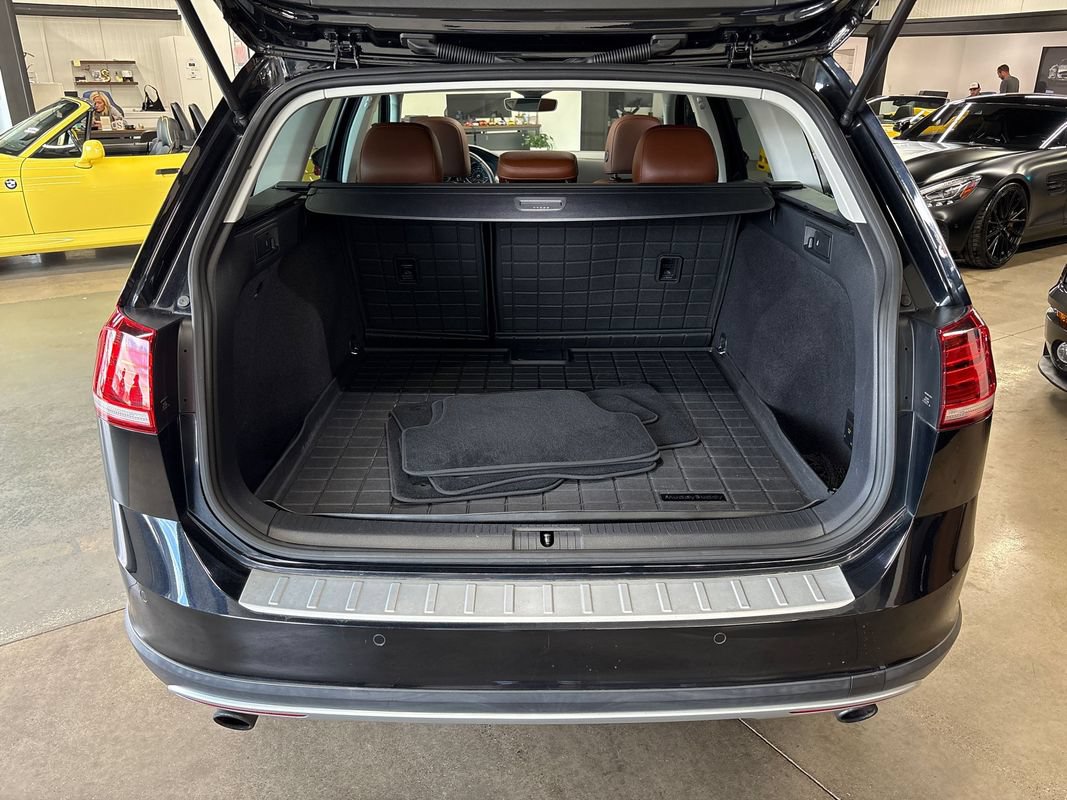 Used 2018 Volkswagen Golf Alltrack SEL AWD/4WD image 60