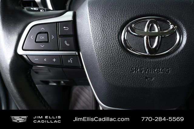 Used 2024 Toyota Highlander XLE image 10