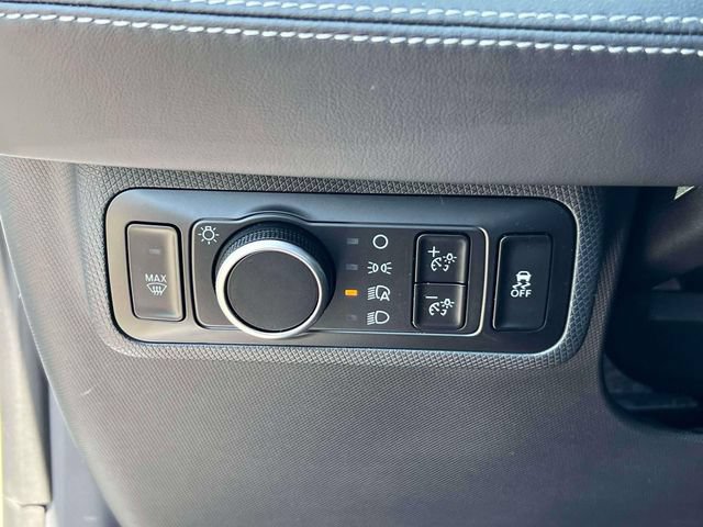 Used 2025 Ford Mustang Mach-E Premium AWD/4WD image 25
