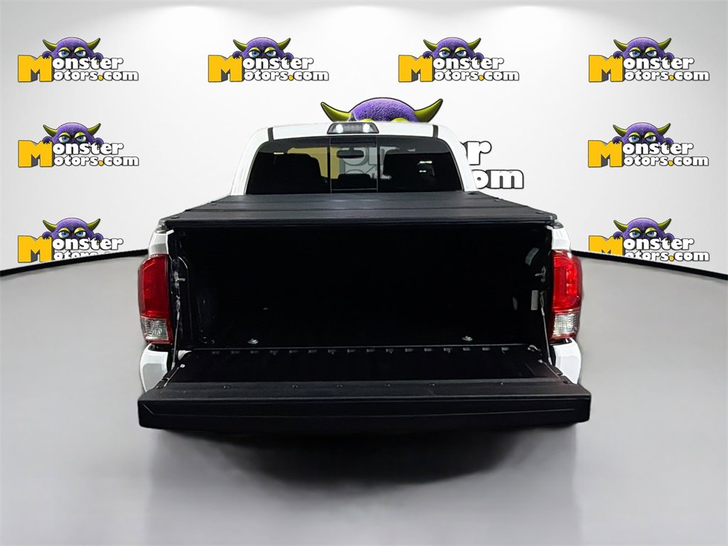 Used 2017 Toyota Tacoma TRD Off-Road image 25