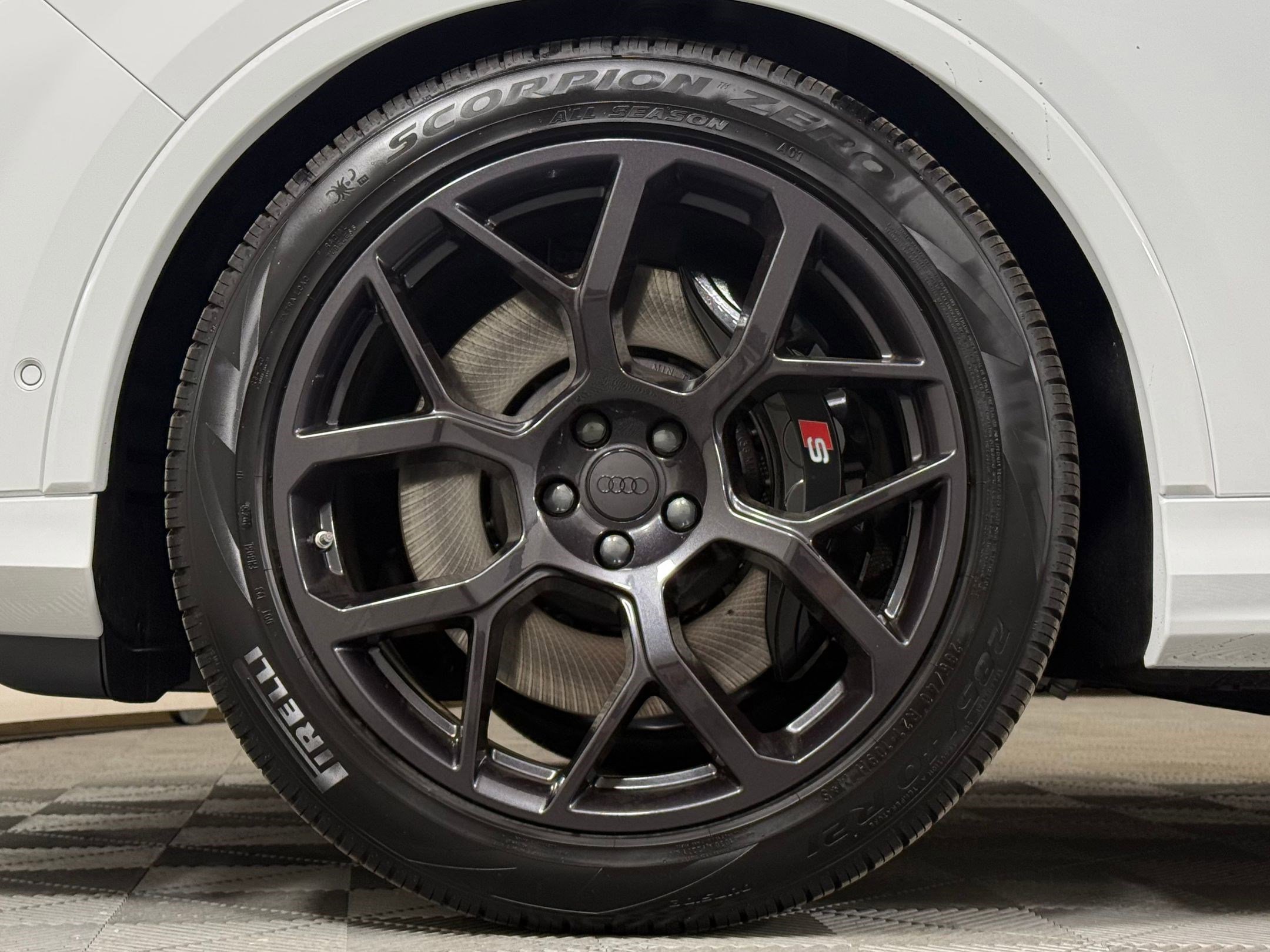 New 2026 Audi SQ7 Premium Plus image 12