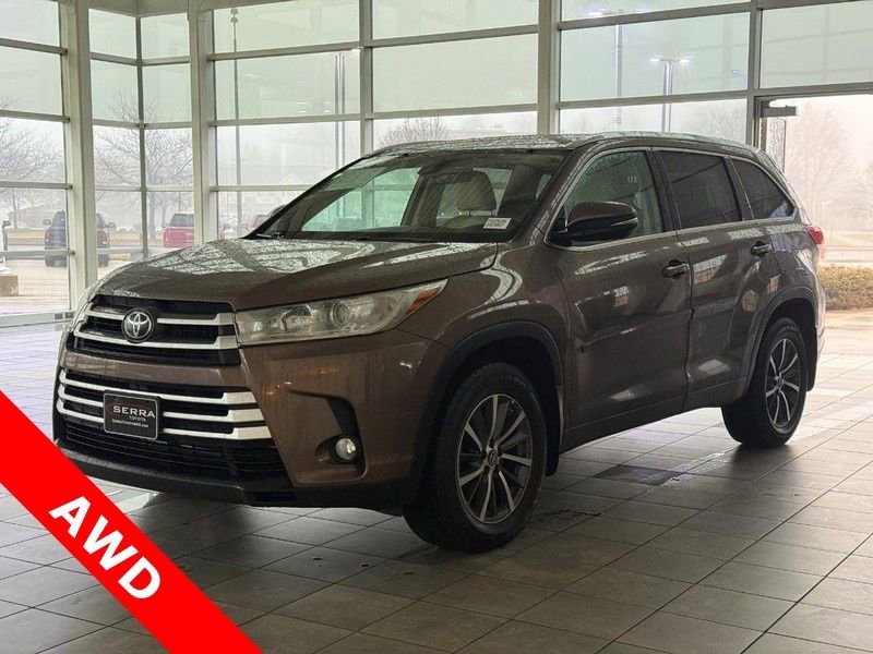 Used 2018 Toyota Highlander XLE w/ Protection Package #3 image 7