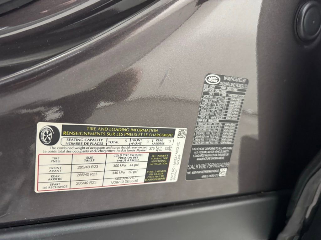 Used 2023 Land Rover Range Rover Long Wheelbase First Edition image 35