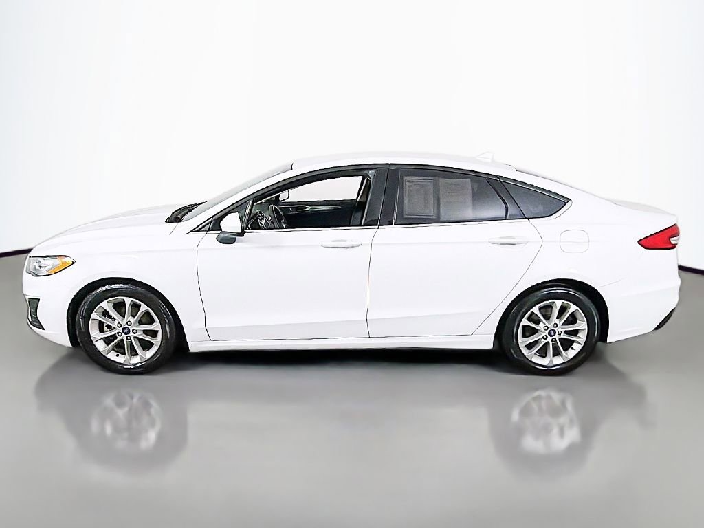 Used 2020 Ford Fusion SE image 10