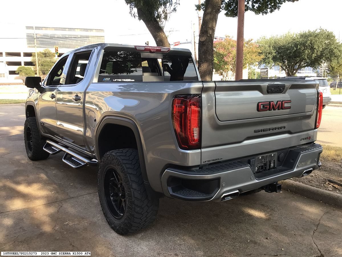 Used 2023 GMC Sierra 1500 AT4 w/ Technology Package AWD/4WD image 6