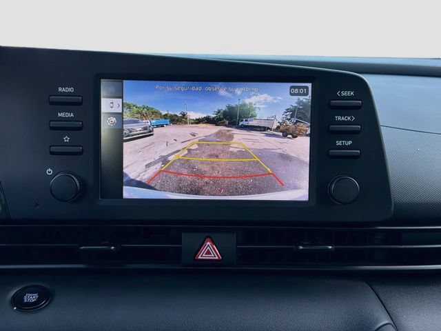 Certified 2025 Hyundai Elantra Sport FWD image 13