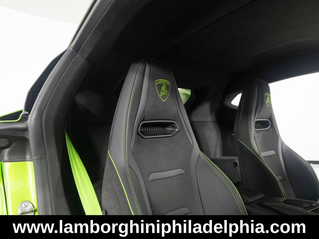 Used 2026 Lamborghini Temerario AWD/4WD image 36