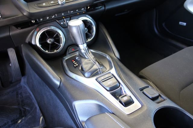Used 2020 Chevrolet Camaro LT w/ Technology Package RWD image 22