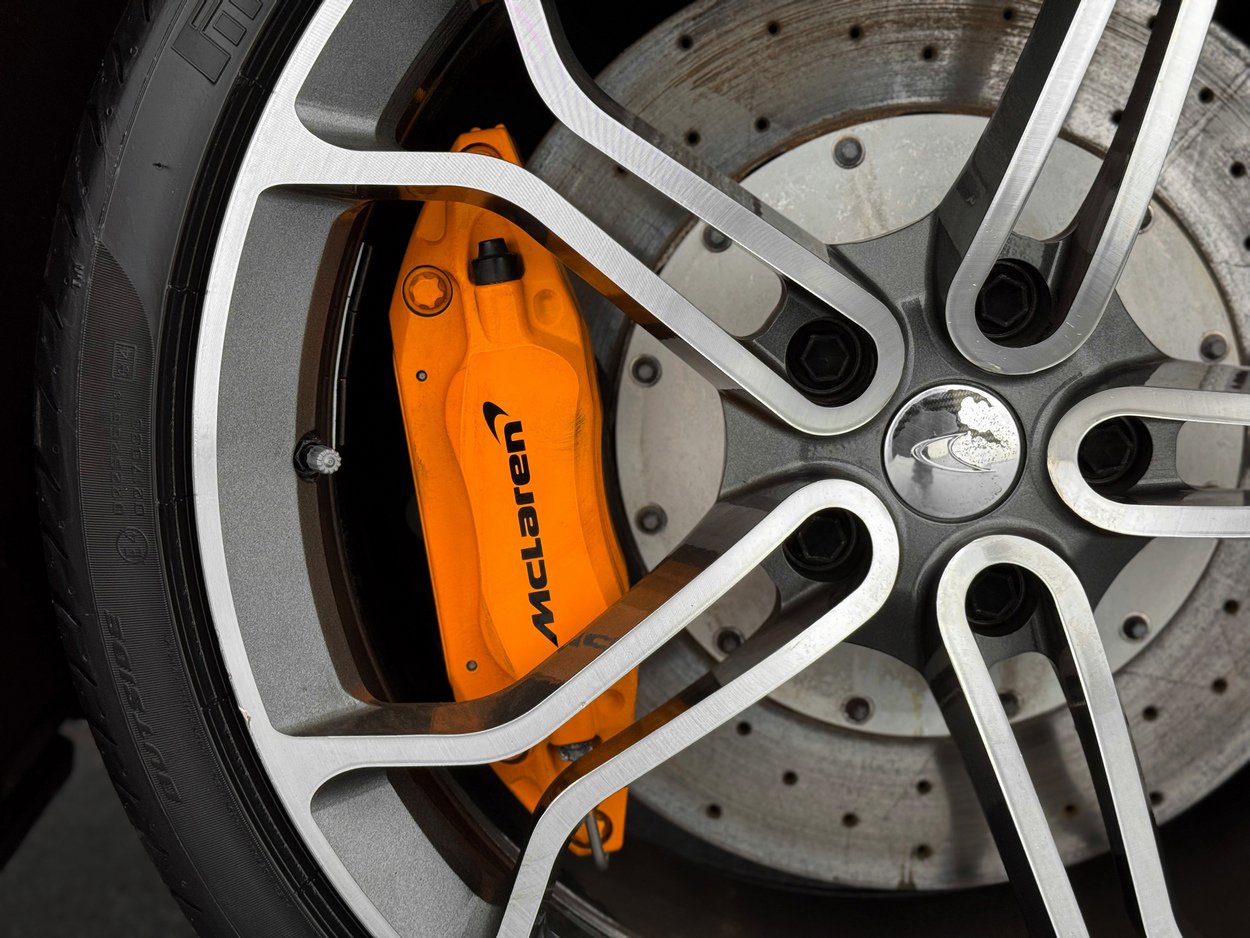 Used 2013 McLaren MP4-12C Coupe image 47