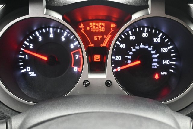 Used 2014 Nissan Juke S FWD image 19