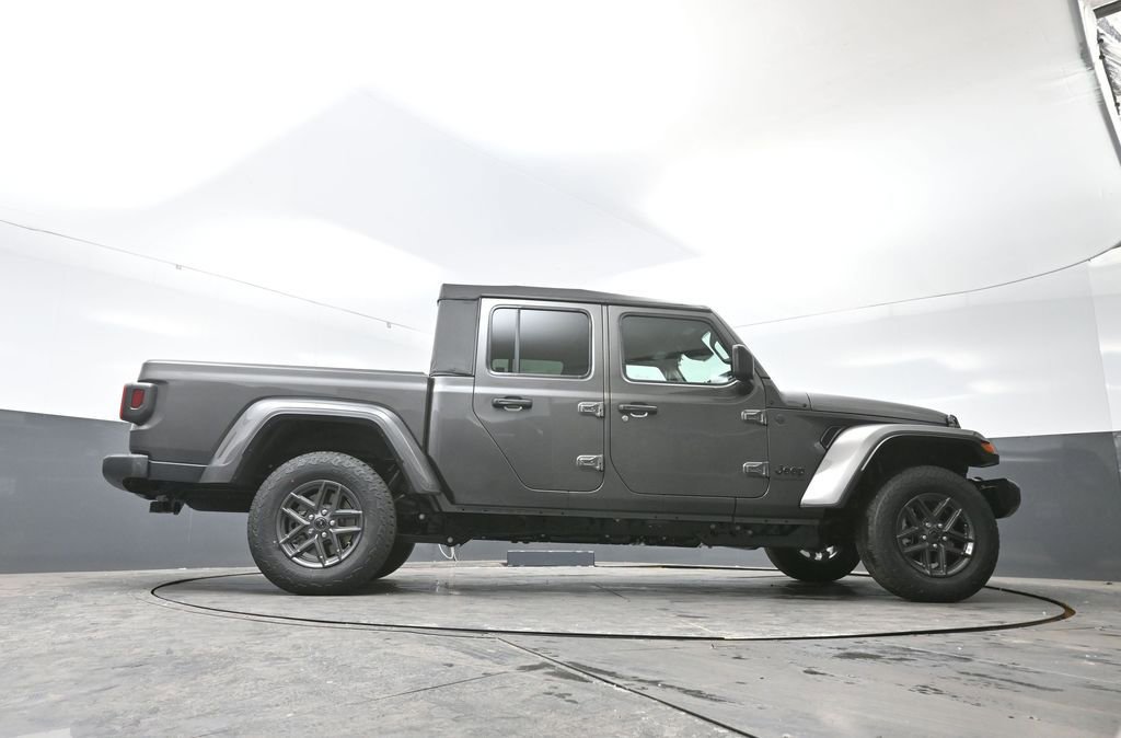 New 2026 Jeep Gladiator Sport image 46