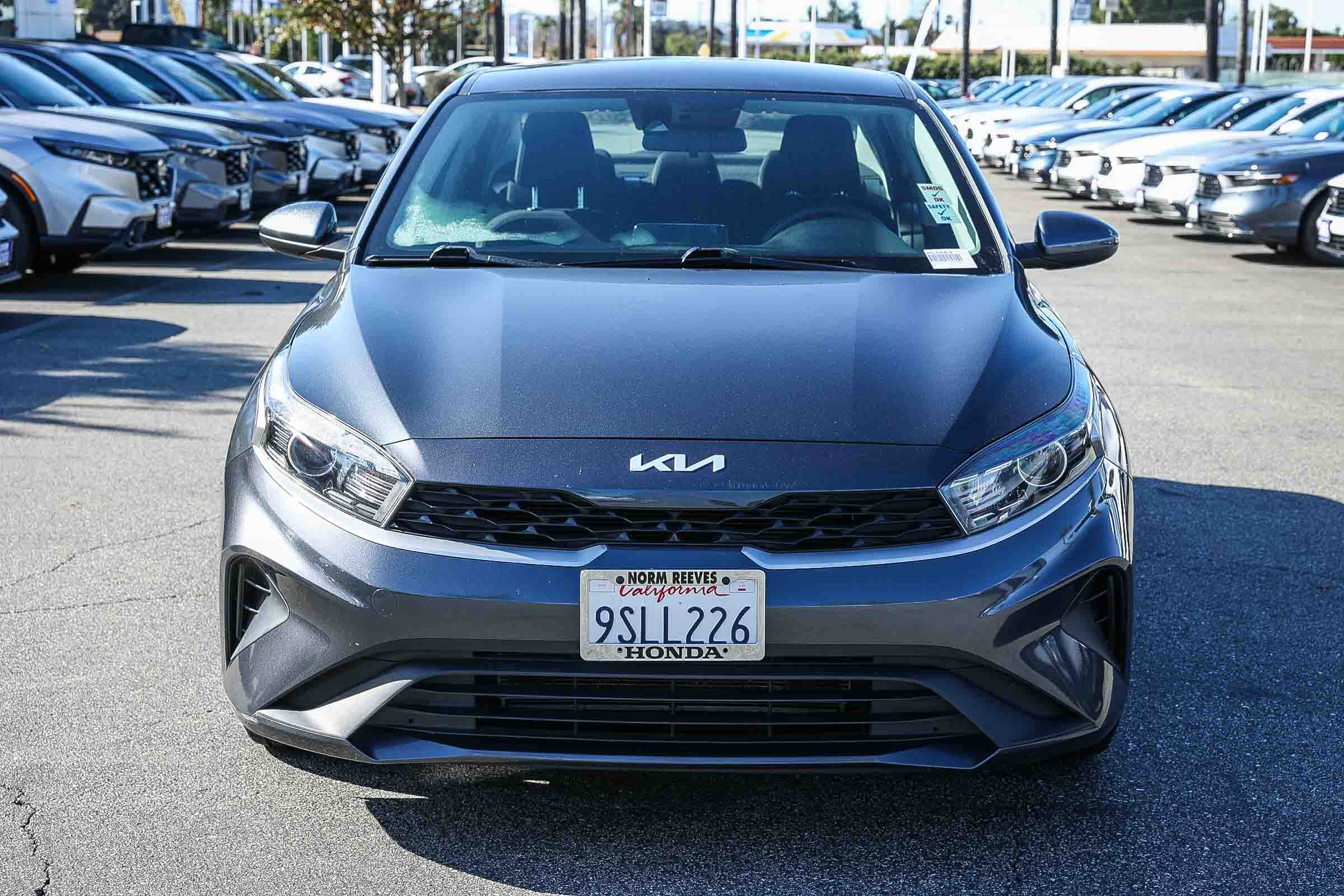Used 2022 Kia Forte LXS image 2