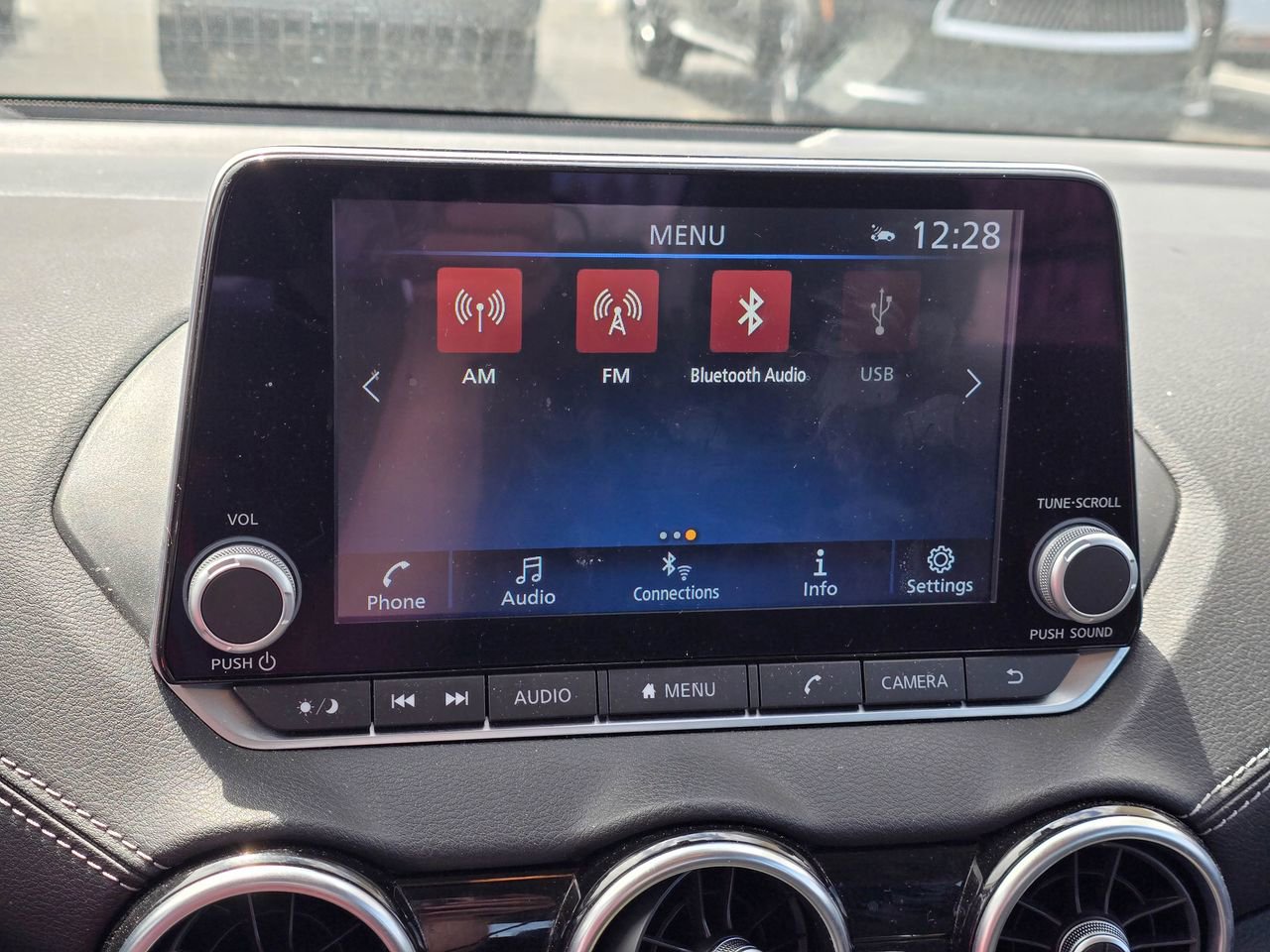 Used 2025 Nissan Sentra SV FWD image 17