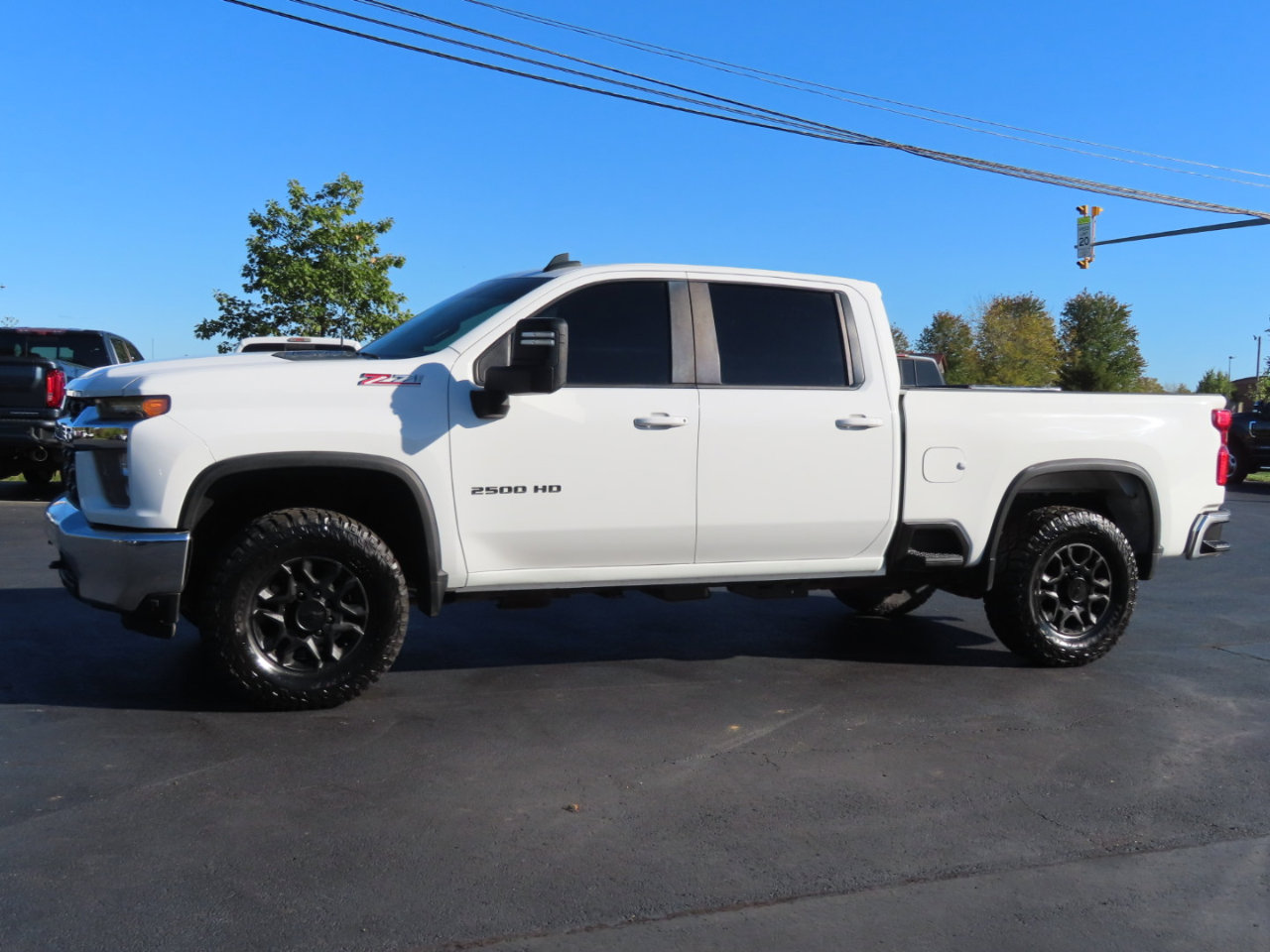 Used 2021 Chevrolet Silverado 2500 LT w/ Z71 Off-Road Package image 2