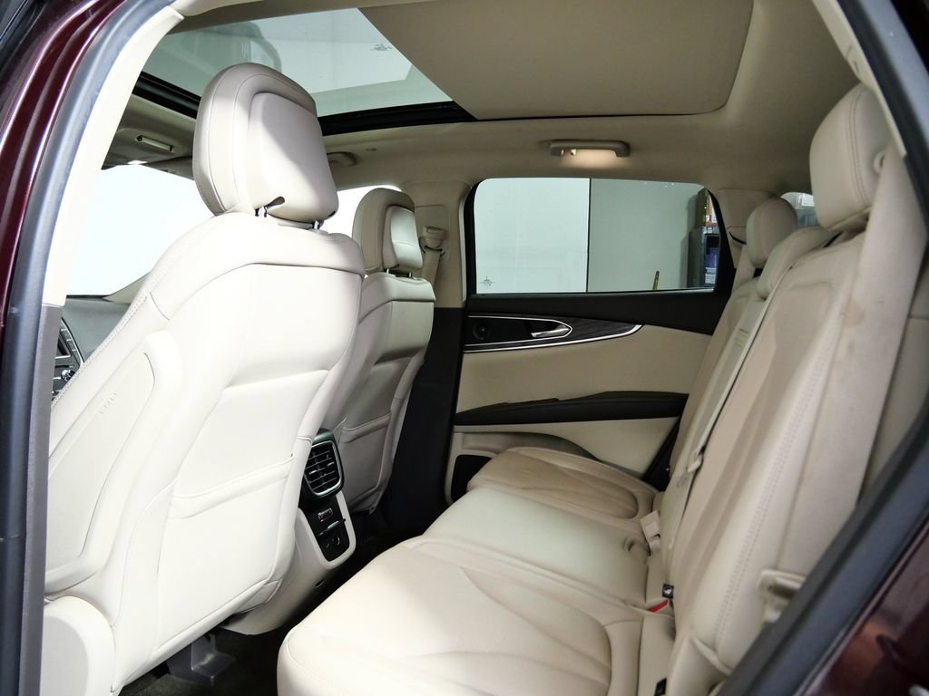 Used 2020 Lincoln Nautilus Reserve w/ Equipment Group 201A AWD/4WD image 13