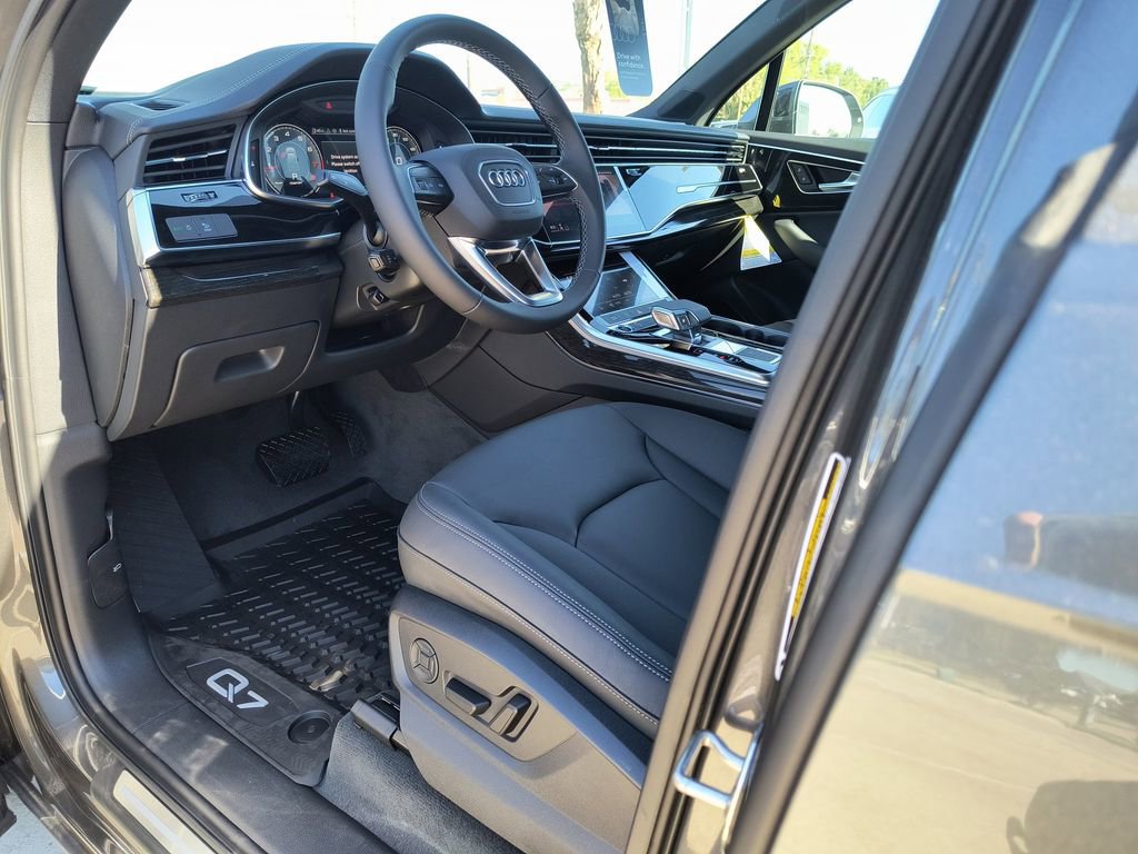 New 2026 Audi Q7 2.0T Premium image 2
