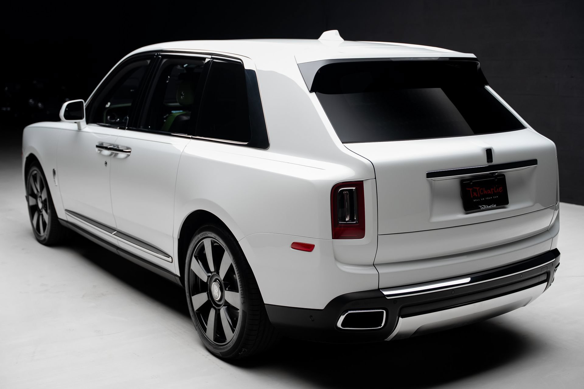 Used 2024 Rolls-Royce Cullinan w/ Cullinan Package AWD/4WD image 26