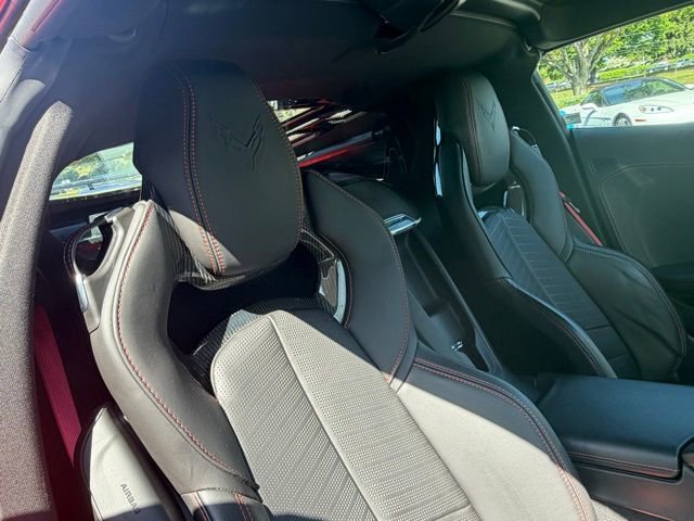 Used 2021 Chevrolet Corvette Stingray Preferred Cpe w/ Z51 Performance Package RWD image 39