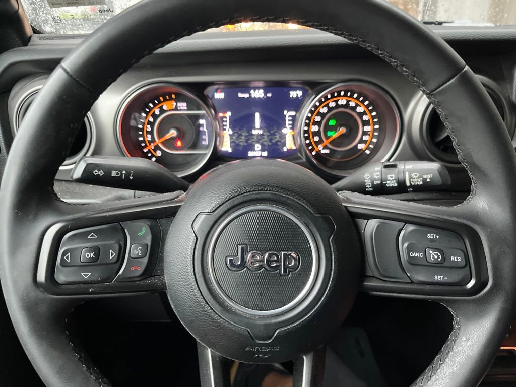 Used 2023 Jeep Wrangler Unlimited Sport AWD/4WD image 4