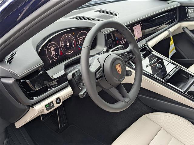 New 2026 Porsche Panamera image 4