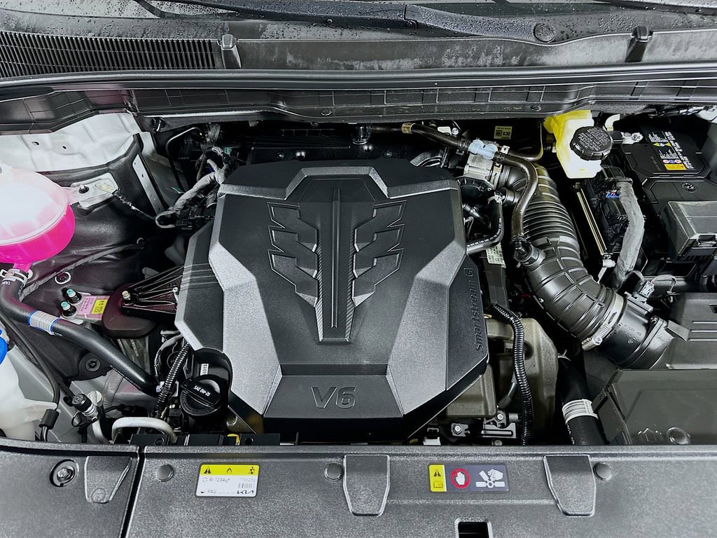 Used 2026 Kia Carnival SX w/ SX Dark Edition Package image 39