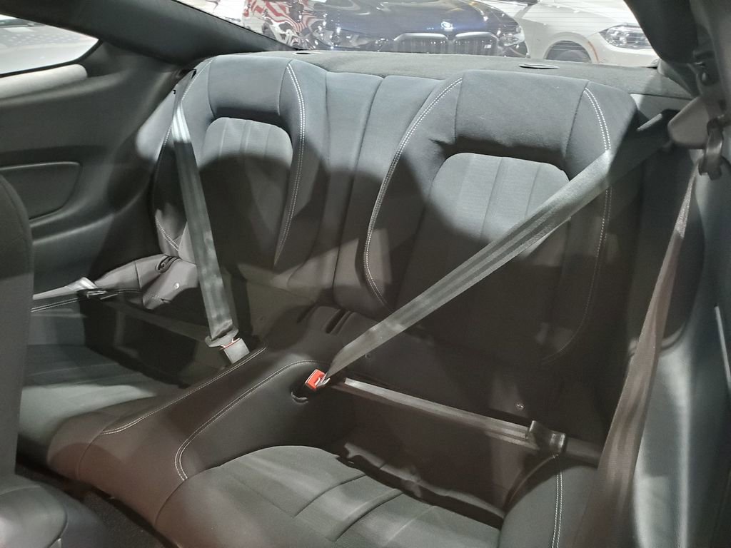 Used 2019 Ford Mustang EcoBoost image 19