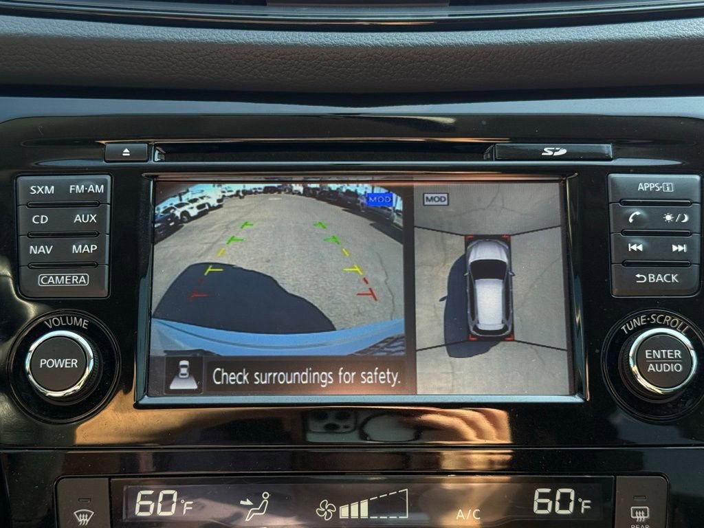 Used 2017 Nissan Rogue SV w/ SV Premium Package image 30