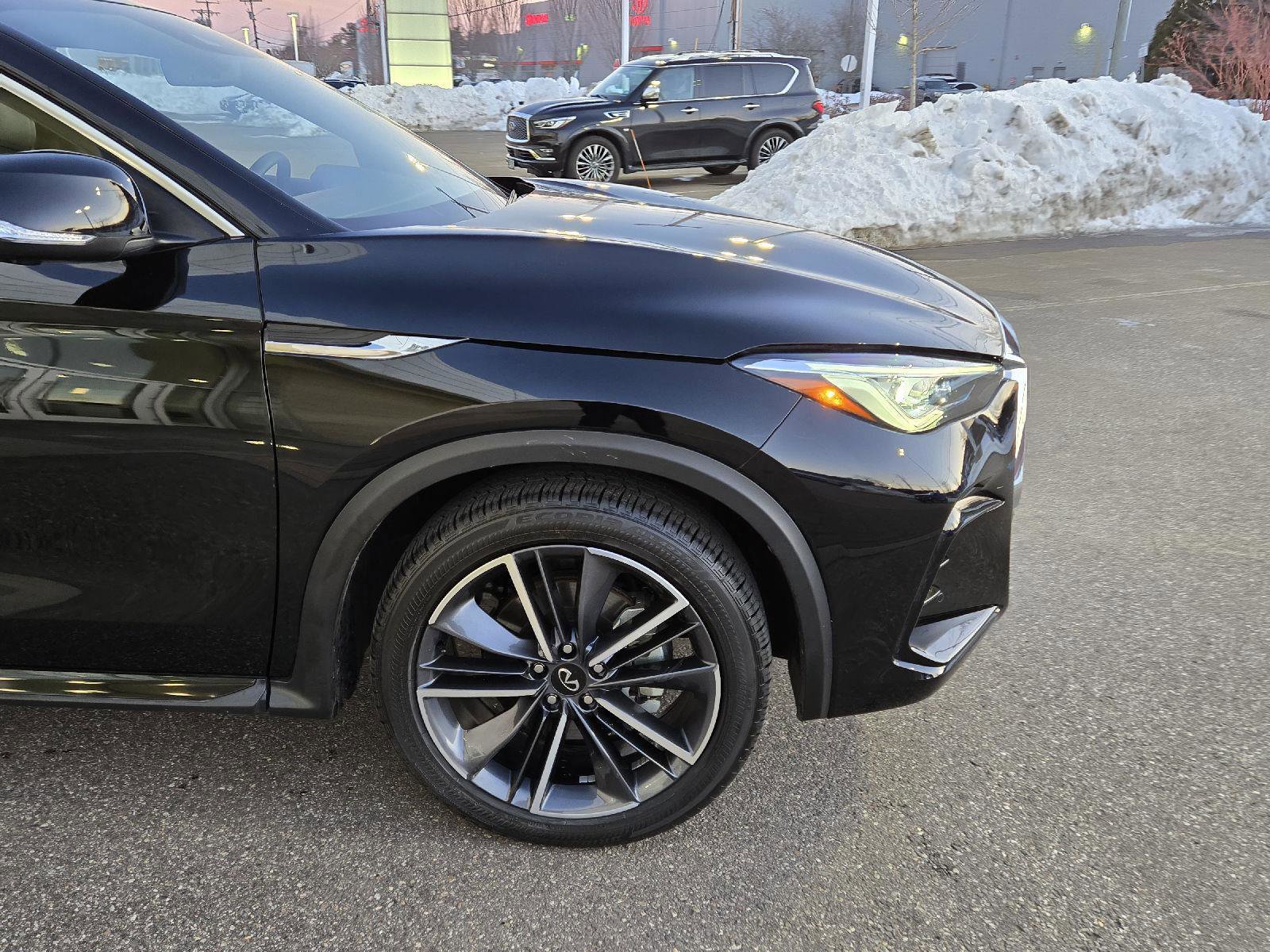 Certified 2025 INFINITI QX55 Essential image 13