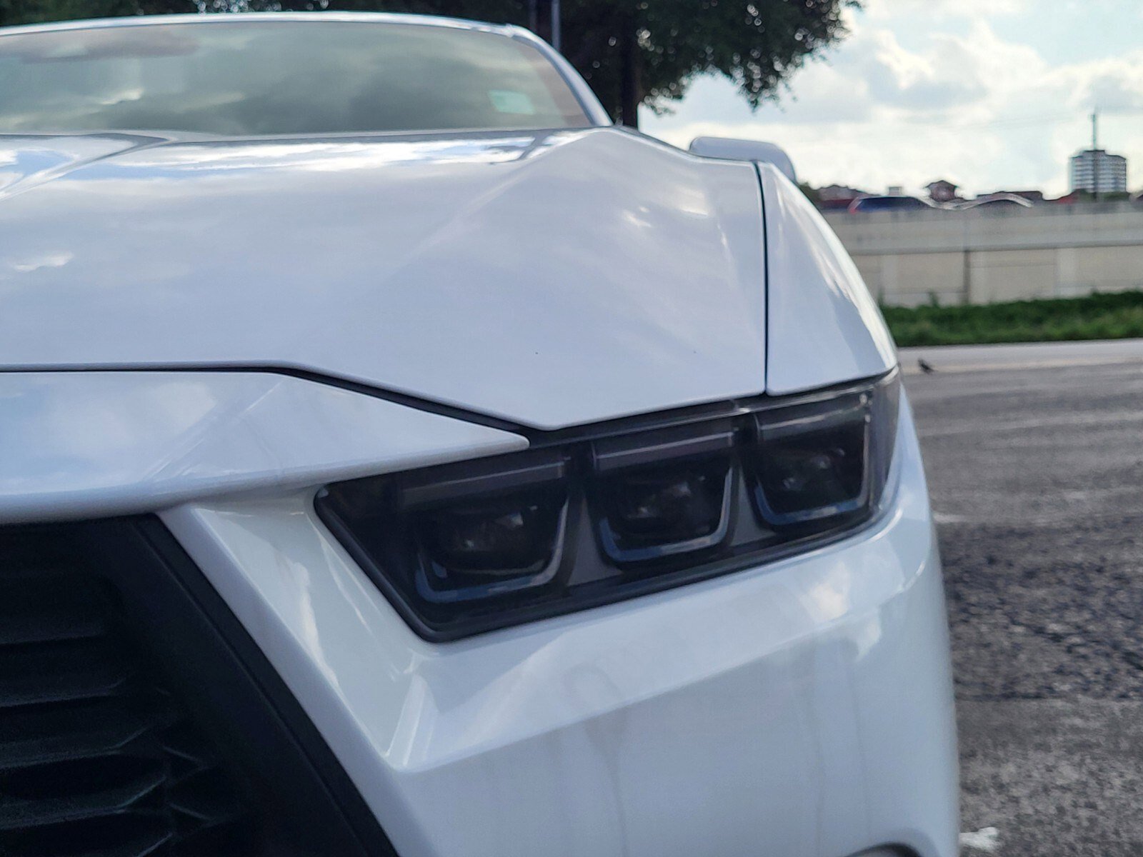 Certified 2025 Ford Mustang Coupe RWD image 11