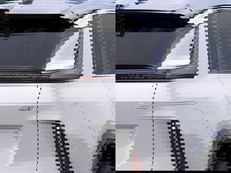 New 2025 Cadillac Lyriq Luxury image 35